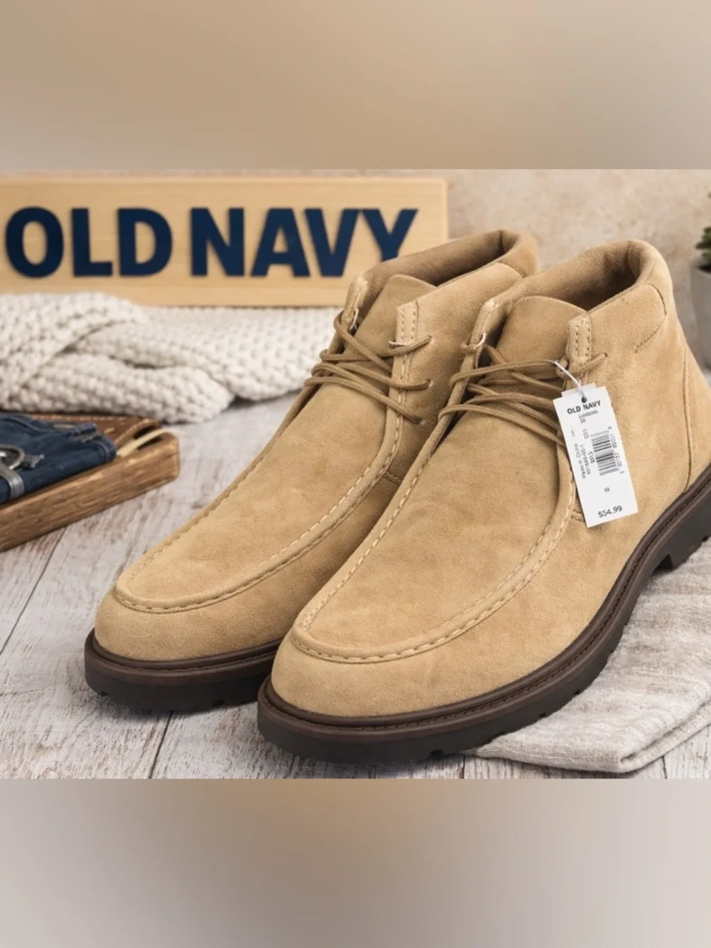 Old Navy Men's Beige Suede Chukka Boots NWT